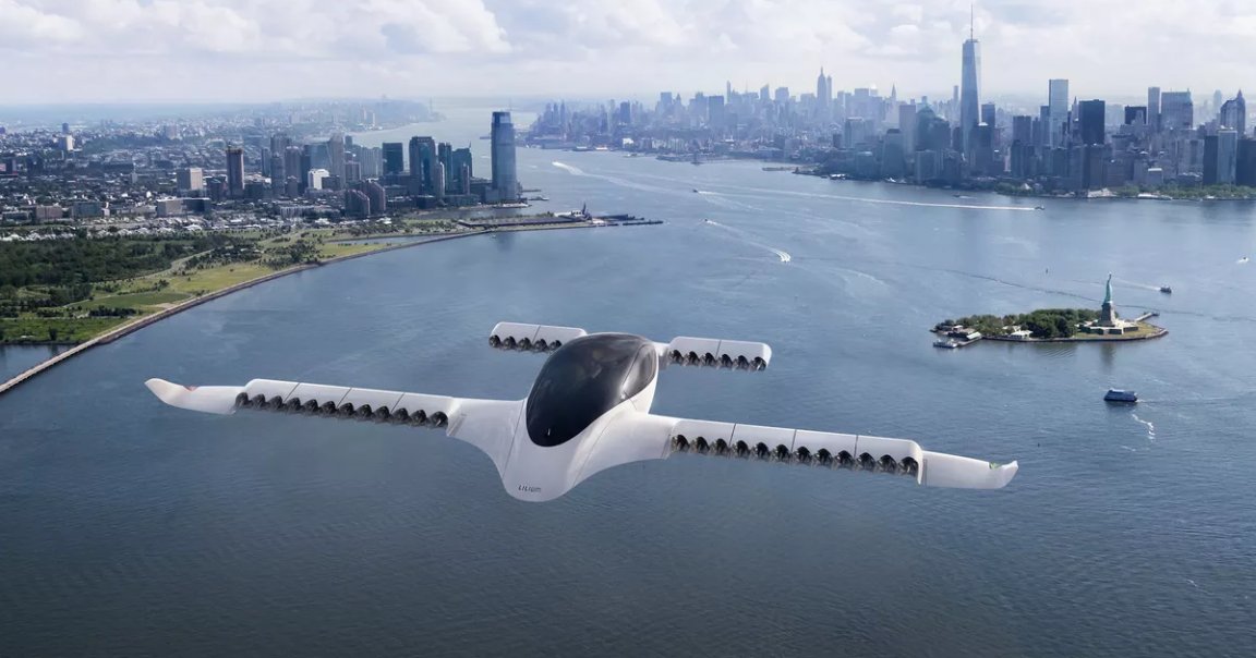 German startup Lilium has developed an air taxi capable of seating five people — and after two years of development, the craft finally took flight.