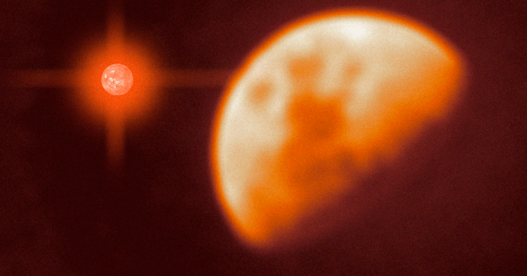 Buzz Aldrin: Stephen Hawking Said We Shouldn’t Colonize Mars Yet