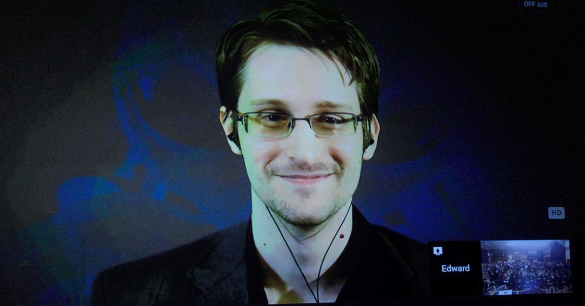 On the Joe Rogan Experience Podcast, Edward Snowden told Rogan that he "couldn't find anything" about aliens despite having "ridiculous access."