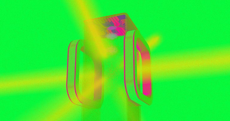 Navy "UFO "scientist Salvatore Cezar Pais has filed another bizarre patent. This time, it's for a compact nuclear fusion reactor.