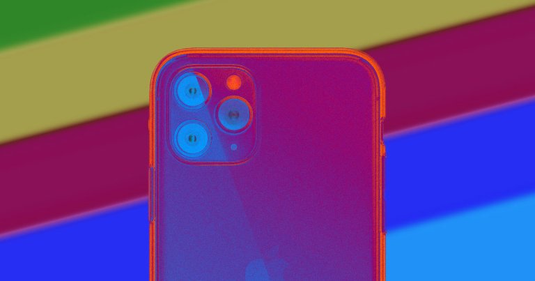 In what's perhaps one of the most frivolous lawsuits in recent memory, a Russian man is suing Apple for having his iPhone drive him to homosexuality.