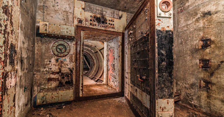 A decommissioned nuclear missile silo in Arizona just went on sale for $395,000, in case you’re in the market for a doomsday bunker.