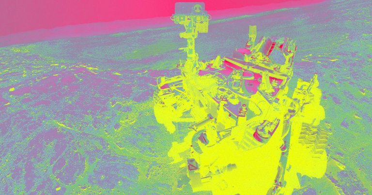 NASA's Curiosity Mars rover just experienced a technical glitch losing its orientation, forcing it to stop in its tracks.