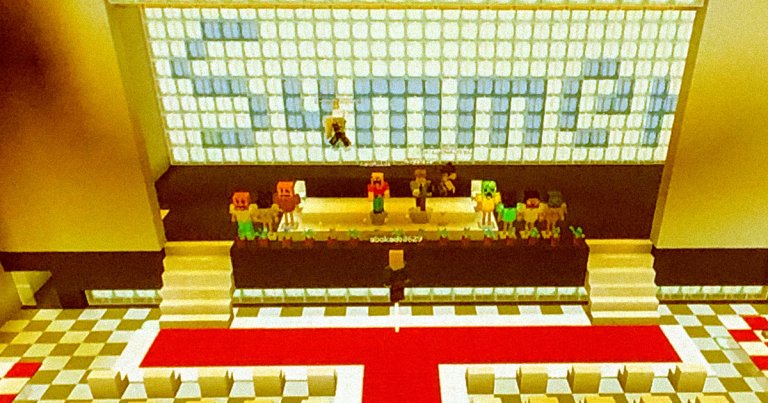 A creative group of elementary school graduates decided to have their graduation ceremony inside Minecraft since schools are out until spring.
