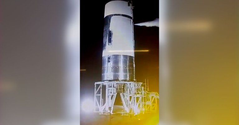 On Sunday, a SpaceX Starship prototype finally stayed intact after having its fuel tanks pressurized, paving the road to more ambitious tests.