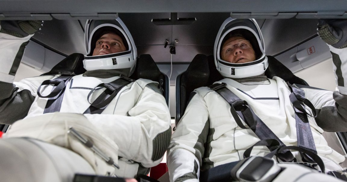 NASA pilots Bob Behnken and Doug Hurley described their experience of riding SpaceX's Crew Dragon spacecraft to the ISS. It was a bit of a rough ride.