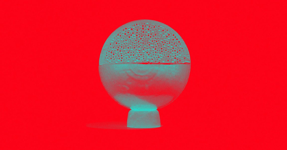 Researchers are hoping that tiny graphite-coated balls of uranium could revolutionize and bring back nuclear energy production to the United States.