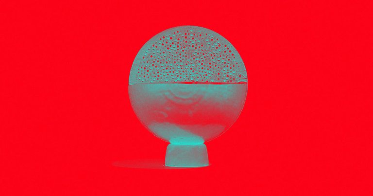Researchers are hoping that tiny graphite-coated balls of uranium could revolutionize and bring back nuclear energy production to the United States.