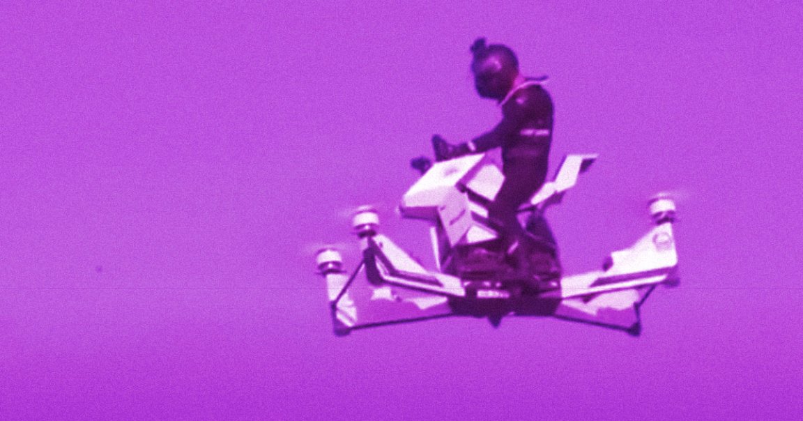 A video of a Dubai policeman crashing a Russian-built hoverbike from an altitude of about 100 feet is going viral on social media.
