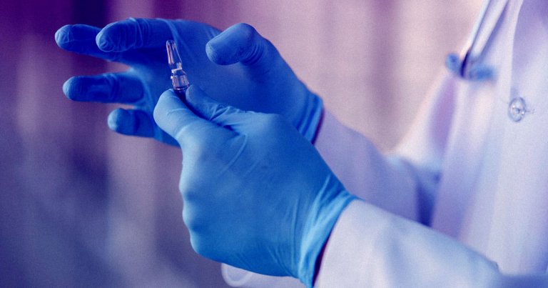 Russia may begin a mass COVID-19 inoculation campaign this Autumn, but there's no available data showing that the experimental vaccine works.