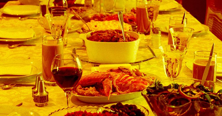 Thanksgiving is two weeks away. If you plan on seeing anyone in person, it's time to self-quarantine effective immediately.