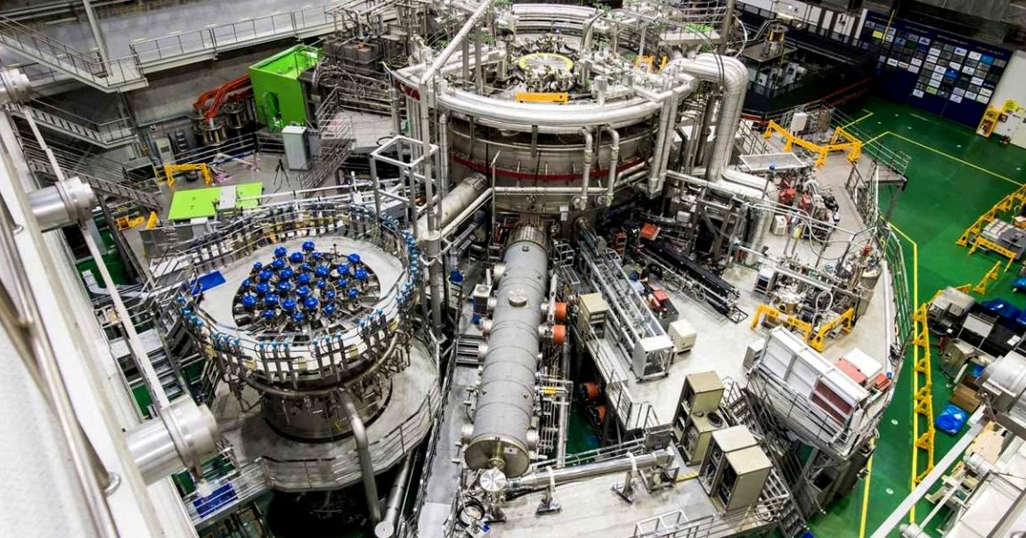 South Korea's fusion reactor just set a new world record, maintaining temperatures of over 100 million degrees for 20 long seconds.