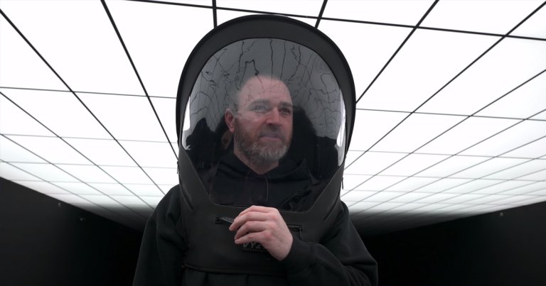 Famed YouTube account Unbox Therapy just got their hands on a particularly apocalyptic take on the future: a BioVYZR "personal air-purifying shield."