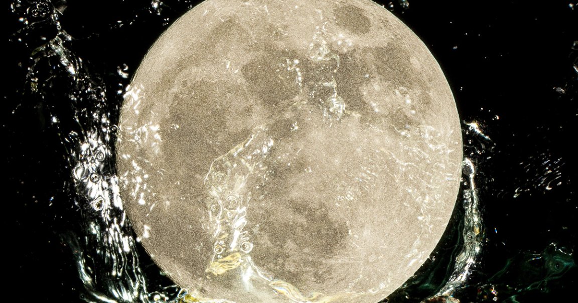 A new study suggests that the Moon's water supply is provided and repeatedly restocked by ions from the Earth's magnetic field.