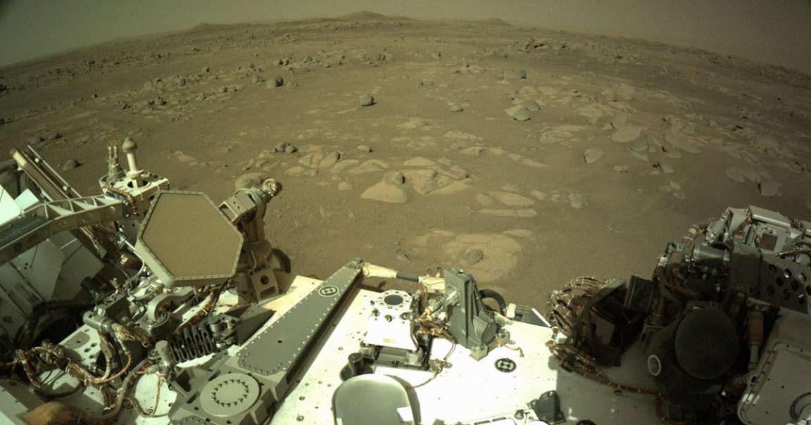 A scientific instrument attached to NASA's Perseverance rover just sucked up a bit of carbon dioxide from the Martian atmosphere and turned it into oxygen.