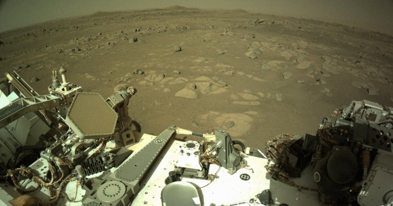 A scientific instrument attached to NASA's Perseverance rover just sucked up a bit of carbon dioxide from the Martian atmosphere and turned it into oxygen.