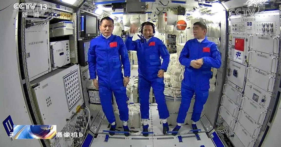 In a new "vlog" released on Chinese social media, three astronauts can be seen living life on board the country's new "Heavenly Palace" space station.