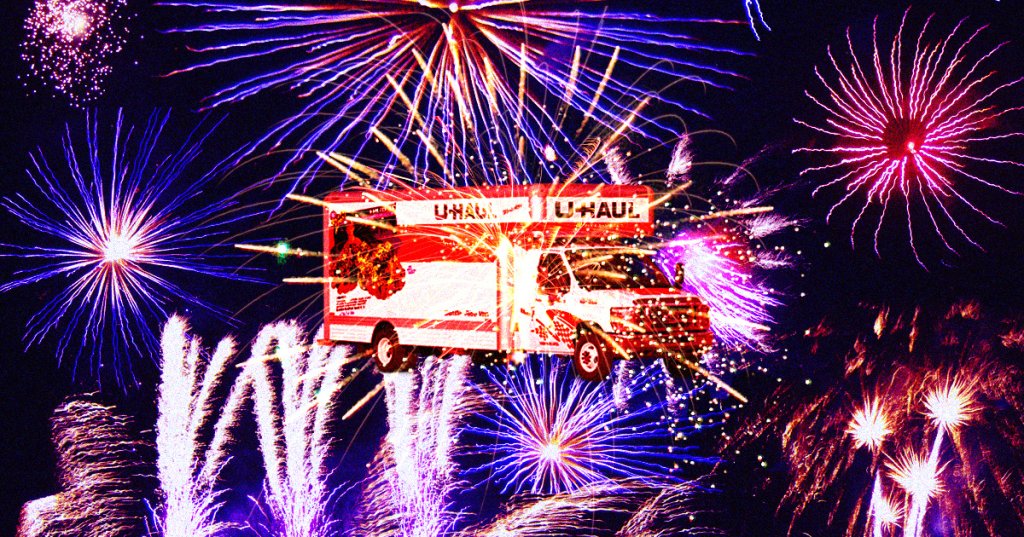 U-Haul Full of Fireworks Explodes In Toledo | Futurism
