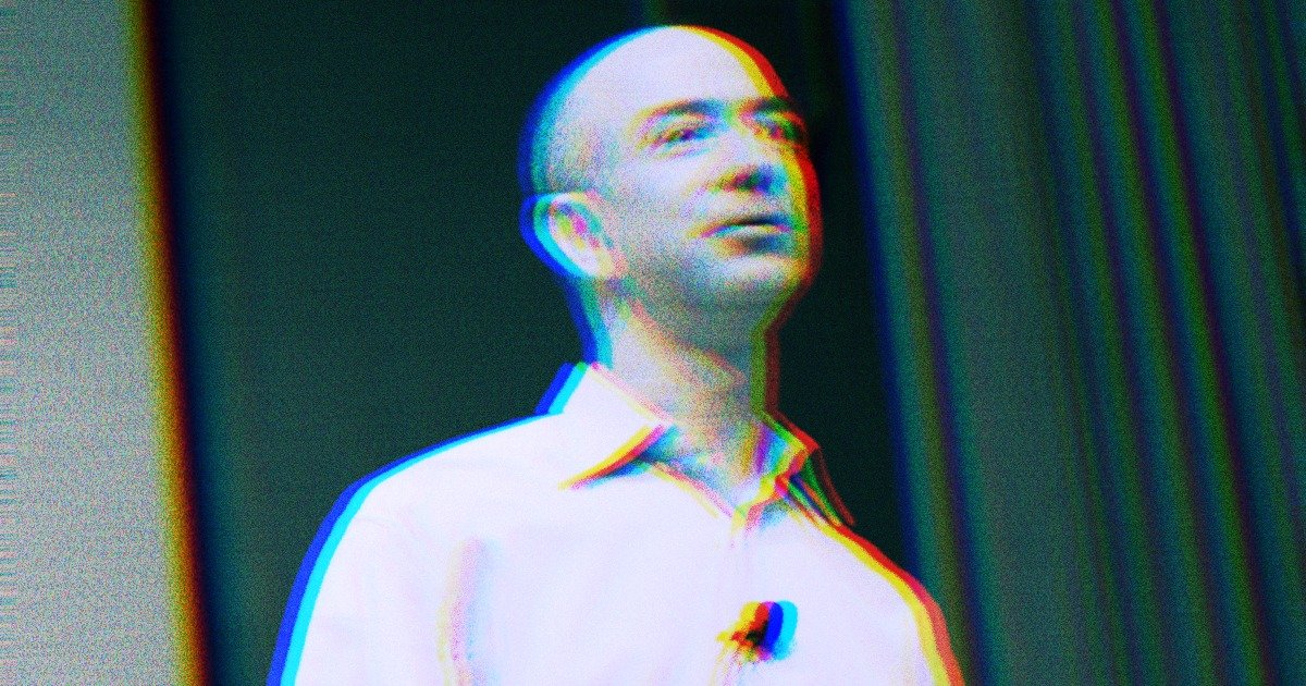 Jeff Bezos Using Computer Jeff Bezos' NASA Lawsuit Is So Huge It's Crashing the DOJ Computer System