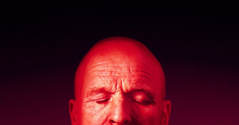 A team of researchers have made a surprising discovery that could redefine how we understand aging, potentially paving new ways to prevent balding.
