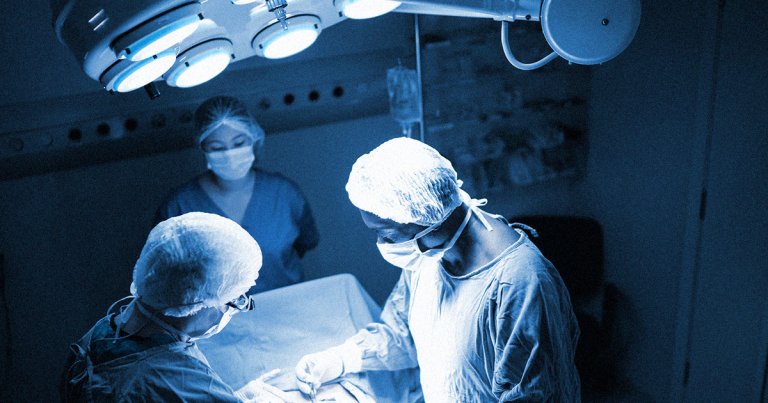 Healthcare provider UCHealth won't give kidney transplants to patients not vaccinated against COVID-19 because they're less likely to survive the disease.