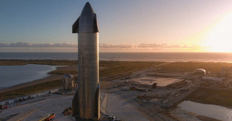 NASA scientist and software developer Casey Handmer argues NASA isn't ready for Starship has to offer and needs to make systematic changes to accomodate it.