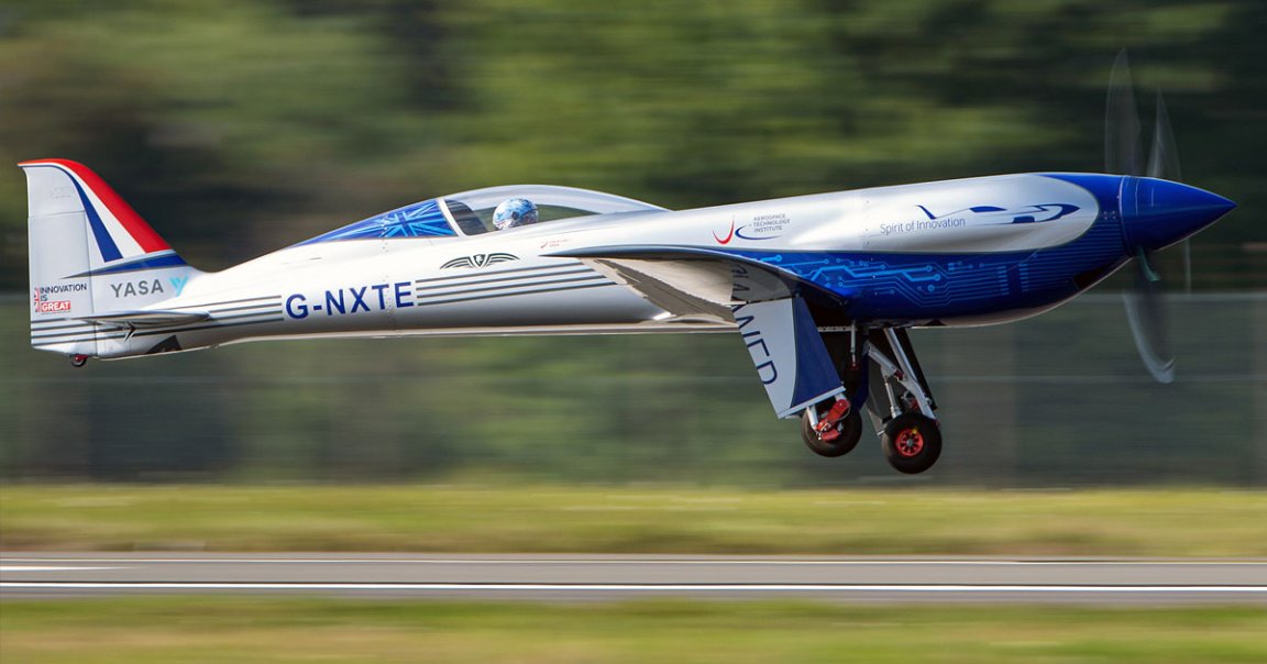 Rolls-Royce's Spirit of Innovation electric airplane just crushed the all-electric top speed record, soaring through the air at 384.4 mph.