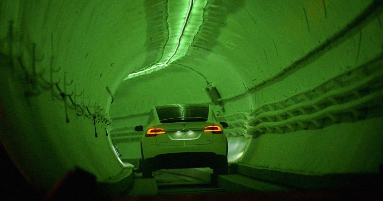 The Twitter account of the Tesla Silicon Valley Club argued in a recent tweet that moving cars underground could solve our crushing traffic congestion woes.