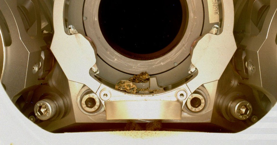 NASA's Perseverance rover has run into a bit of trouble: small pieces of Mars rock are now obstructing the rover's sample collection system.