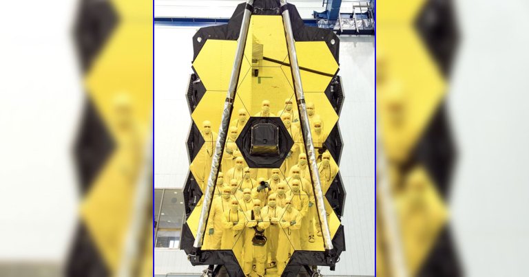 Long before sending off NASA's James Webb Space Telescope on its long journey into deep space last month, engineers took the opportunity to take an epic group selfie.