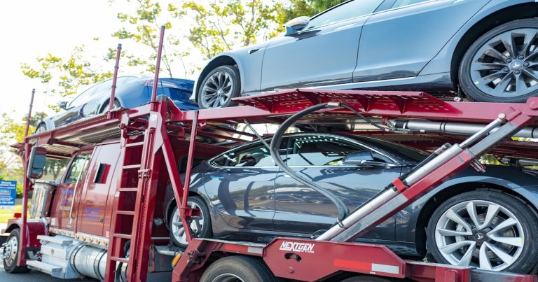 Tesla recalled about 475,000 cars because of rear camera and trunk issues. All of the recalls are Model 3 and involve rear camera and trunk safety problems.