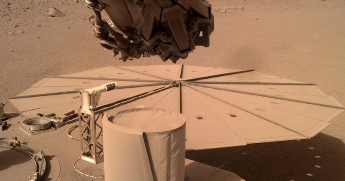 After accruing even more dust during a recent storm, NASA scientists believe that the InSight Mars lander may finally be on its last legs.