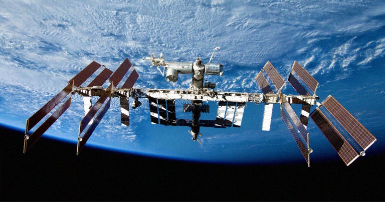Space experts say that if Moscow decides to pull out from the ISS, it would leave NASA and other agencies with little option but to destroy the station.
