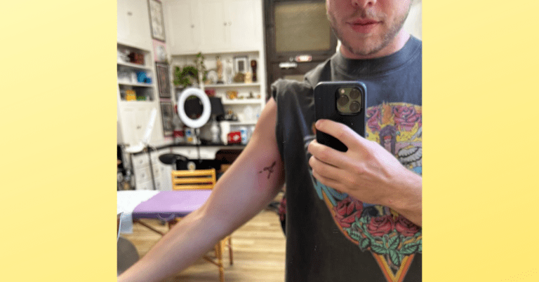 A guy got a tattoo created by OpenAI's DALL-E2 program, which creates realistic images and art from human language and AI machine learning.
