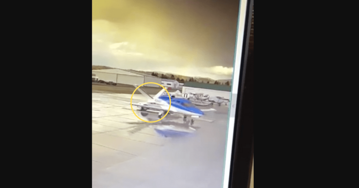 A new Reddit clip shows a Tesla using the Smart Summon feature at a Cirrus event but crashes into a small private jet worth millions. Autopilot didn't work.