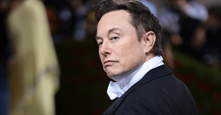 Tesla's Elon Musk tried to finish the ElonJet tracker Twitter account but got ratted out yesterday for a 9-minute private jet flight in California.