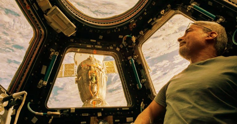 A March rumor that the Russians were going to abandon an American astronaut aboard the ISS made its way to the astronaut in question in an roundabout fashion. 