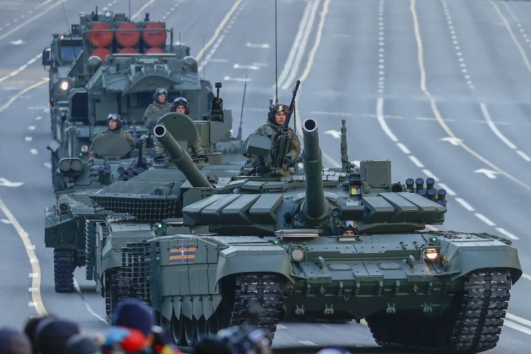 Russian news outlets are accusing Ukrainian IT hackers of DDoS attacks on their government alcohol sales servers. Is it true?