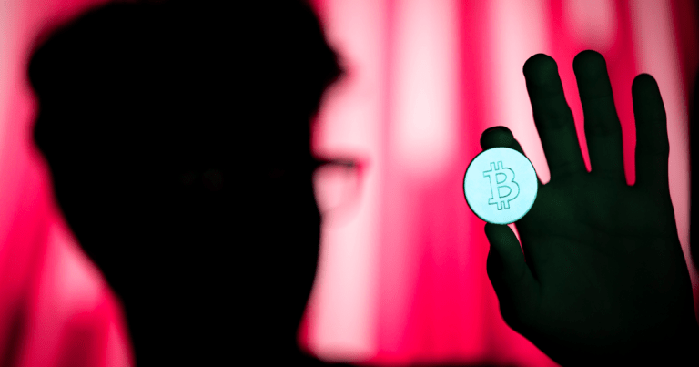 A Texas woman told Bloomberg her Tinder boyfriend scammed $8 million of her inheritence in crypto. She's suing him and the exchanges.