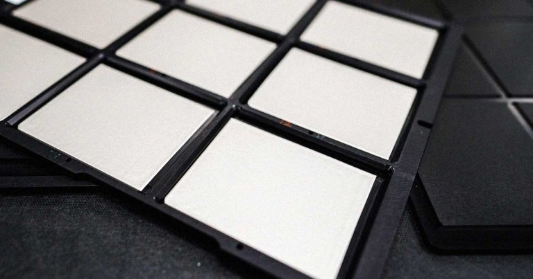 A startup claims to have created a solid-state battery that can allow an EV to cover 400 miles and then recharge from 10 to 80 percent in just 15 minutes.