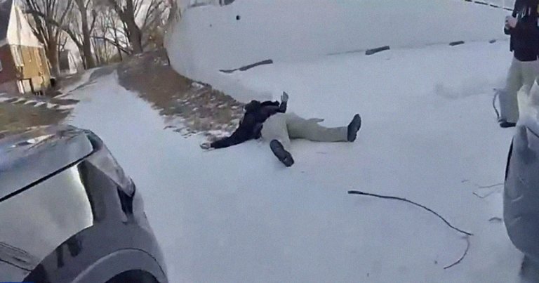 All those videos of cops having so-called "seizures" after touching small amounts of fentanyl-laced drugs may be more psychological than anything else.
