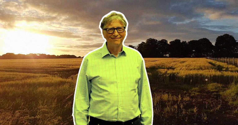 Residents Furious When Bill Gates Swoops in to Buy Huge Amounts of Farmland