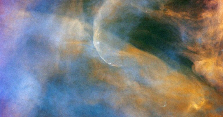 Hubble Gives JWST a Run for Its Money With Gorgeous “Celestial Cloudscape” Photo
