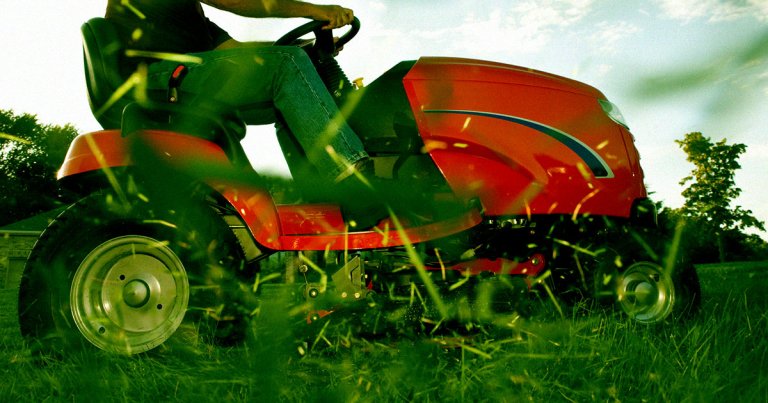 A skid steer with a lawn mower hit an old oil pipeline in Tennessee and spilled 180,000 gallons of oil in the state's second largest spill.