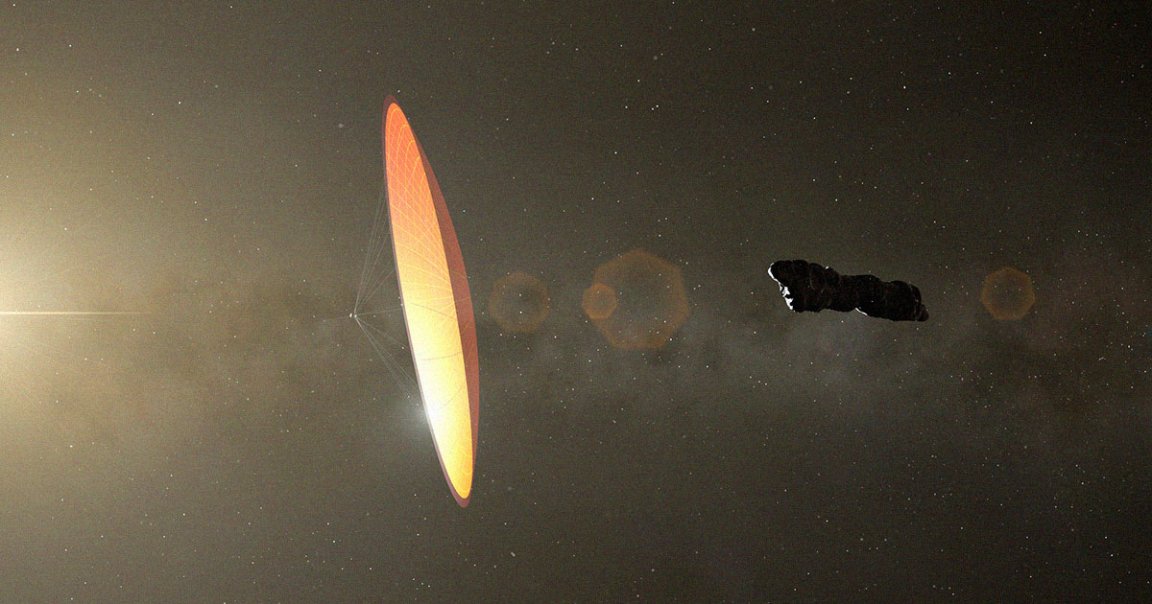 Harvard astronomer Avi Loeb has long believed that 'Oumuamua, a mysterious object that visited our solar system, was an alien spacecraft.