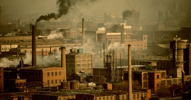 The lululemon yoga company manufactures much of its expensive workout wear in coal-powered factories — and its stans are super ticked off about it. 
