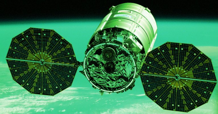 The NG-18 Cygnus cargo spacecraft has failed to deploy one of its solar arrays during its journey to ressuply the International Space Station.