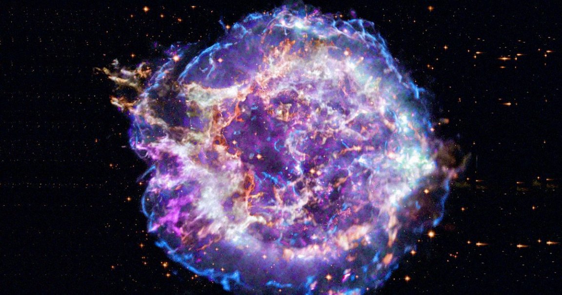 The Hubble Space Telescope captured three magnificent stages of a star right as it exploded — but it's gone unnoticed until now.