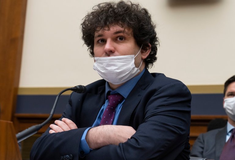 Sam Bankman-Fried’s Lawyers Quit Because of His “Incessant and Disruptive Tweeting”