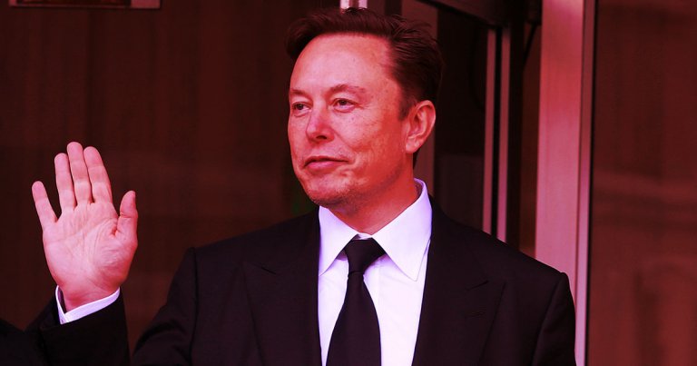 Despite sleeping at the office in November former head of Twitter payments Esther Crawford was fired by CEO Elon Musk last week.